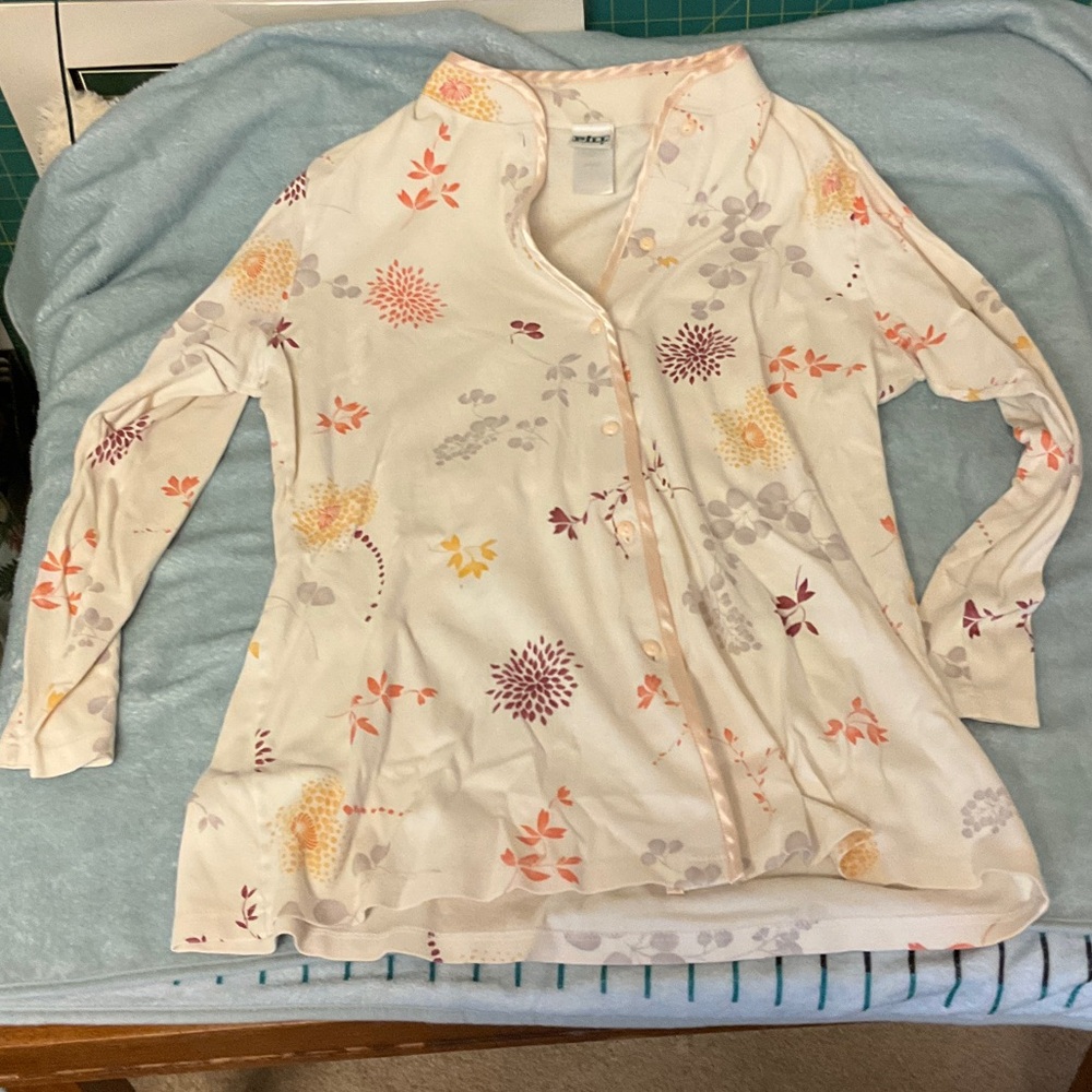 PILL Floral Pajama Set | Size Small | Button Top & Pants | Cream